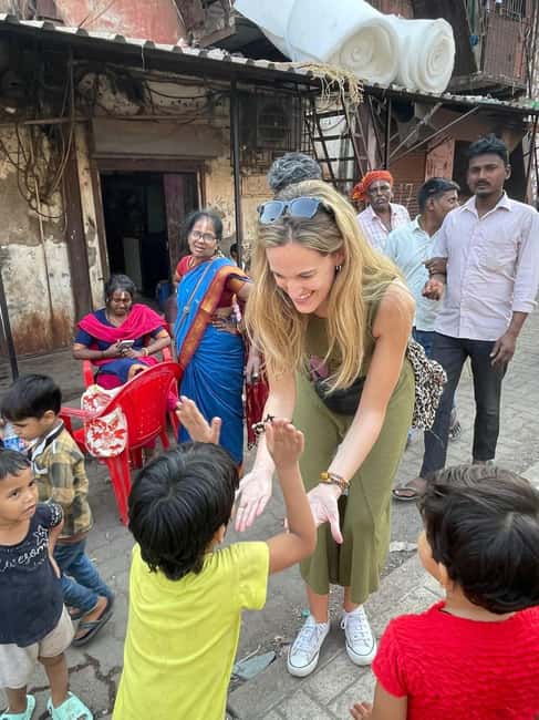 Mumbai Slum Tour - Visit Dharavi Slum with Local Guide - Getting there: pickup options and meeting point reality