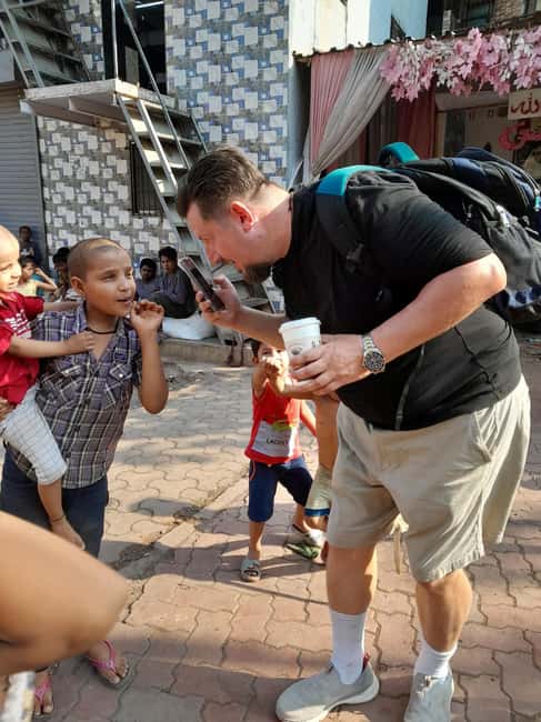 Mumbai Slum Tour - Visit Dharavi Slum with Local Guide - How to ask questions (without making people feel like a spectacle)