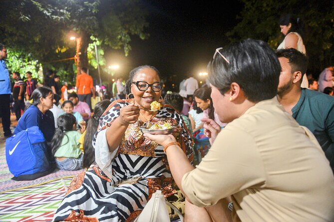 Mumbai Street Food & Bazaar Tour with Local Transport - Key highlights worth your time