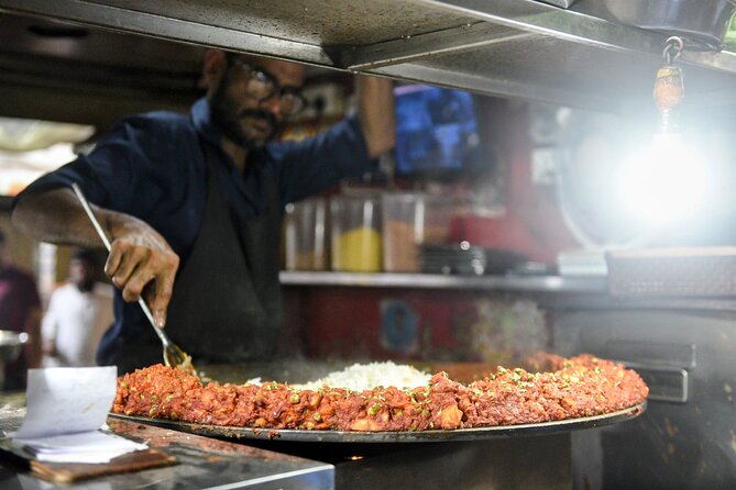 Mumbai Street Food & Bazaar Tour with Local Transport - Mohammed Ali Road: where the street-food mood ramps up