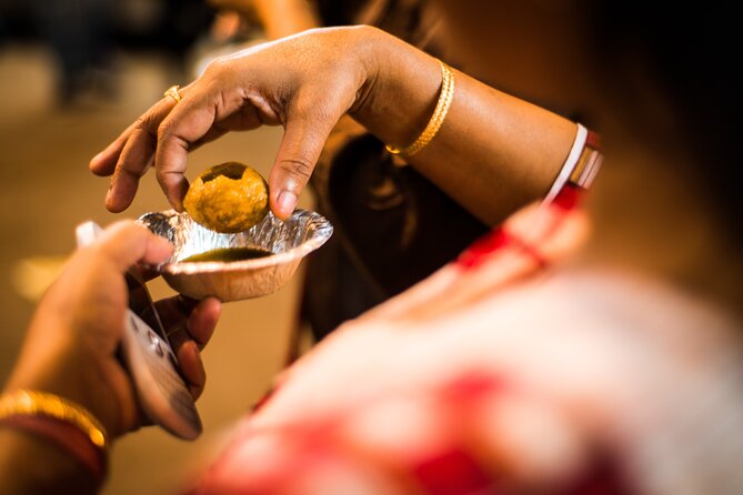 Mumbai: Street Food Tour - Churchgate to Girgaon: The Easy Start, Plus a Local Train Bite
