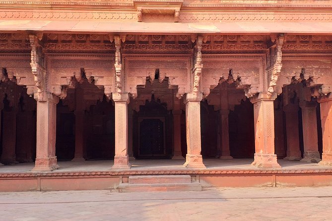 Mumbai to Agra Taj Mahal Day Trip with Return Flights and Lunch - Marble Handicrafts Agra: a short stop for inlay work lovers
