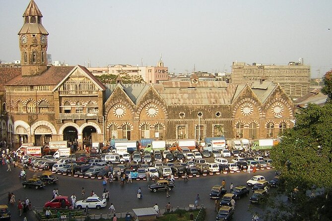 Private City Tour with Dharavi Slum Dhobighat and Dabbawalla - A Private Mumbai Day That Doesn’t Feel Like a Checklist