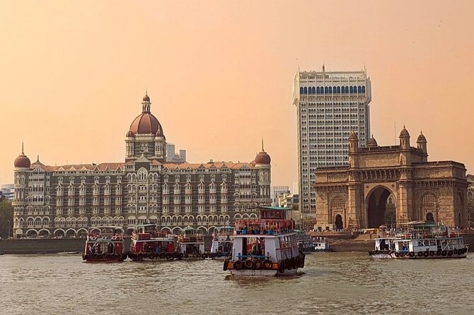 Private Combo Tours Sightseeing + Dharavi Slum + Dhobi Ghat & Dabbawalas - A private Mumbai day that connects three worlds