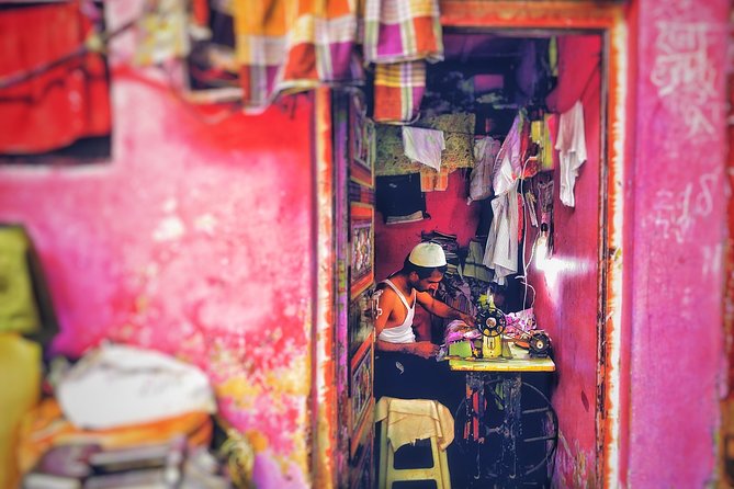 Private Dharavi Slum, Dabbawala & Dhobi Ghat tour with Transport - Transport and pacing: what the private vehicle changes
