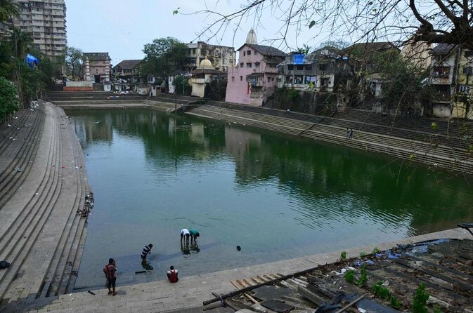 Private Guided Spiritual Walk in Banganga Hindu Temples - Key things I’d watch for on the Banganga walk