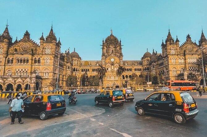 Private Half Day Mumbai City Tour including AC vehicle. - Hanging Gardens: quick nature vibes with a water-reservoir backstory