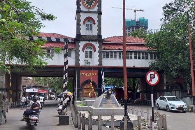 Private Jewish Heritage Tour - Gateway of India and Taj Mahal Palace: the city’s headline scene first