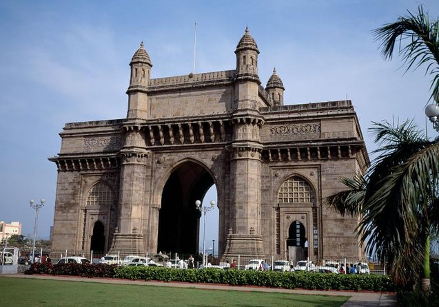Private Mumbai 25 sights in one tour as recommended by Gigi Hadid - Key things I’d plan around