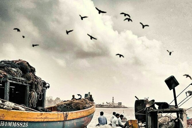 Private Mumbai City Tour - The iconic harbor zone: Gateway and the Taj area