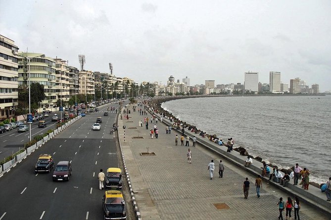 Private Mumbai Sightseeing Tour - Marine Drive, Rajabai Clock Tower, and Kamala Nehru Park: skyline views in layers