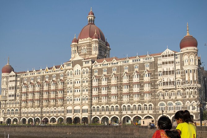 Private Mumbai Sightseeing Tour - Full Day - Stop 6: Crawford Market—market life plus a standout fact