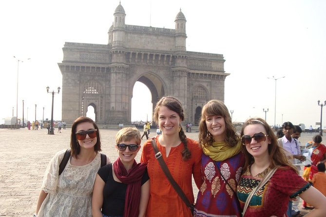 Private Mumbai Sightseeing Tour (Traveller's Choice Award Winner) - Pickup and driver comfort: how private transportation changes the day