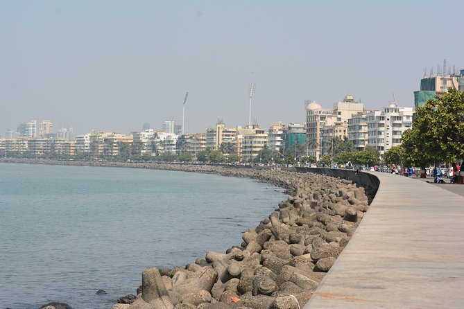 Private Mumbai Sightseeing Tour (Traveller's Choice Award Winner) - Marine Drive: classic views, then back on the move