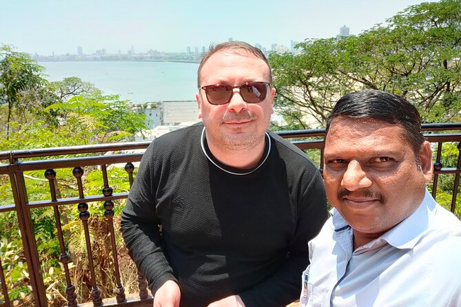 Private Mumbai Sightseeing Tour(Travellers Choice Award Winner) - The guide experience: explanations, question time, and better photos