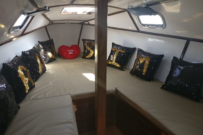 Private Sea Sailing at Gateway of India - The Value Angle: Why $90.67 Can Be a Smart Mumbai Splurge