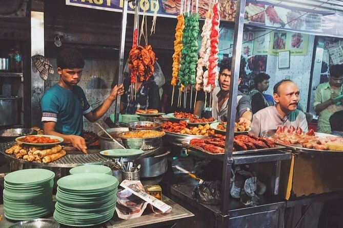 Private Street Food Tour with Mumbai Sightseeing Tour including AC vehicles - Quick hits