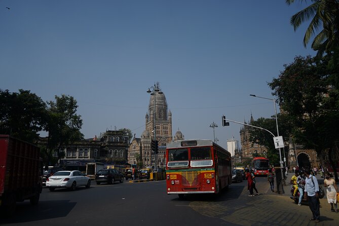 Private Tour in Mumbai Slum with Sightseeing - Chhatrapati Shivaji Terminus and Gateway of India—Architecture That Resets Your Eyes
