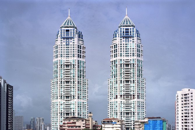 South Mumbai City with Kanheri Cave Tour in Private Vehicle - Marine Drive and Chowpatty: Queen’s Necklace at Daytime Pace