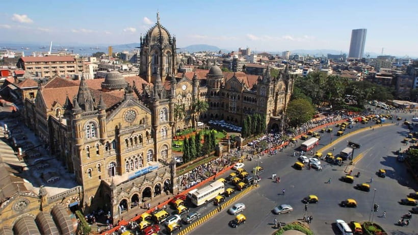 South Mumbai: Cultural Heritage Walking Tour - Taj Mahal Palace Hotel glimpses: fast pass, real context