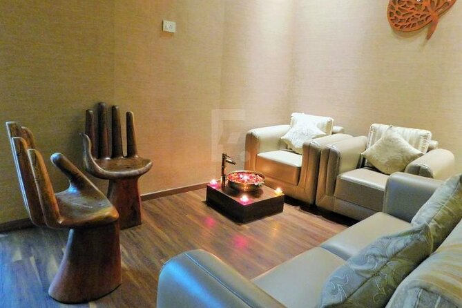 Swedish Massage in Thane with Steam - Entering White N Bright: A Quiet Setup in Vasant Vihar (Thane)