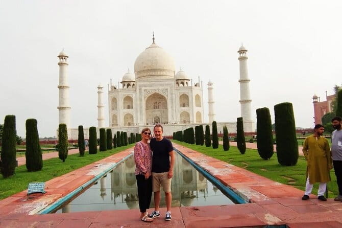 Taj Mahal Tour From Cruise Port, Mumbai, Cochin and Goa - Day 2 morning: sunrise Taj Mahal without the stress