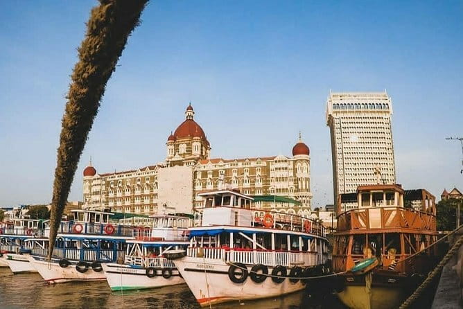 Twilight in Mumbai: Discover the City by Night with Food Options - University of Mumbai and Rajabai Clock Tower: Mumbai’s Big Ben moment