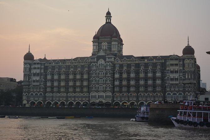 Two Days Mumbai Tour Package : City + Slum + Elephanta + Market - Dhobi Ghat to Marine Drive: Laundry Life and Sea-Air Breaks