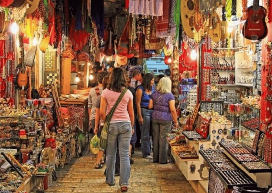 Vibrant Markets of Mumbai (2 Hours Guided Walking Tour) - Key Highlights You’ll Actually Feel